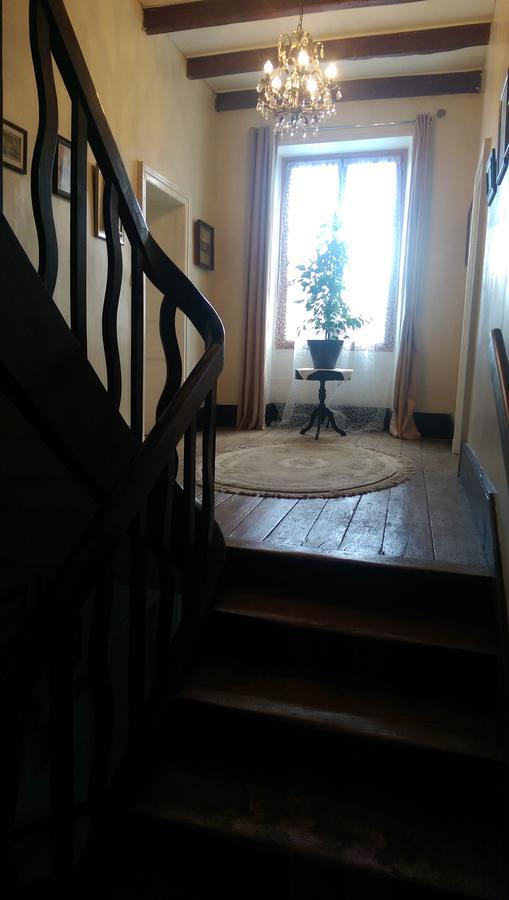 Vingt Grand Rue Bed & Breakfast Champagne-Mouton Exterior photo